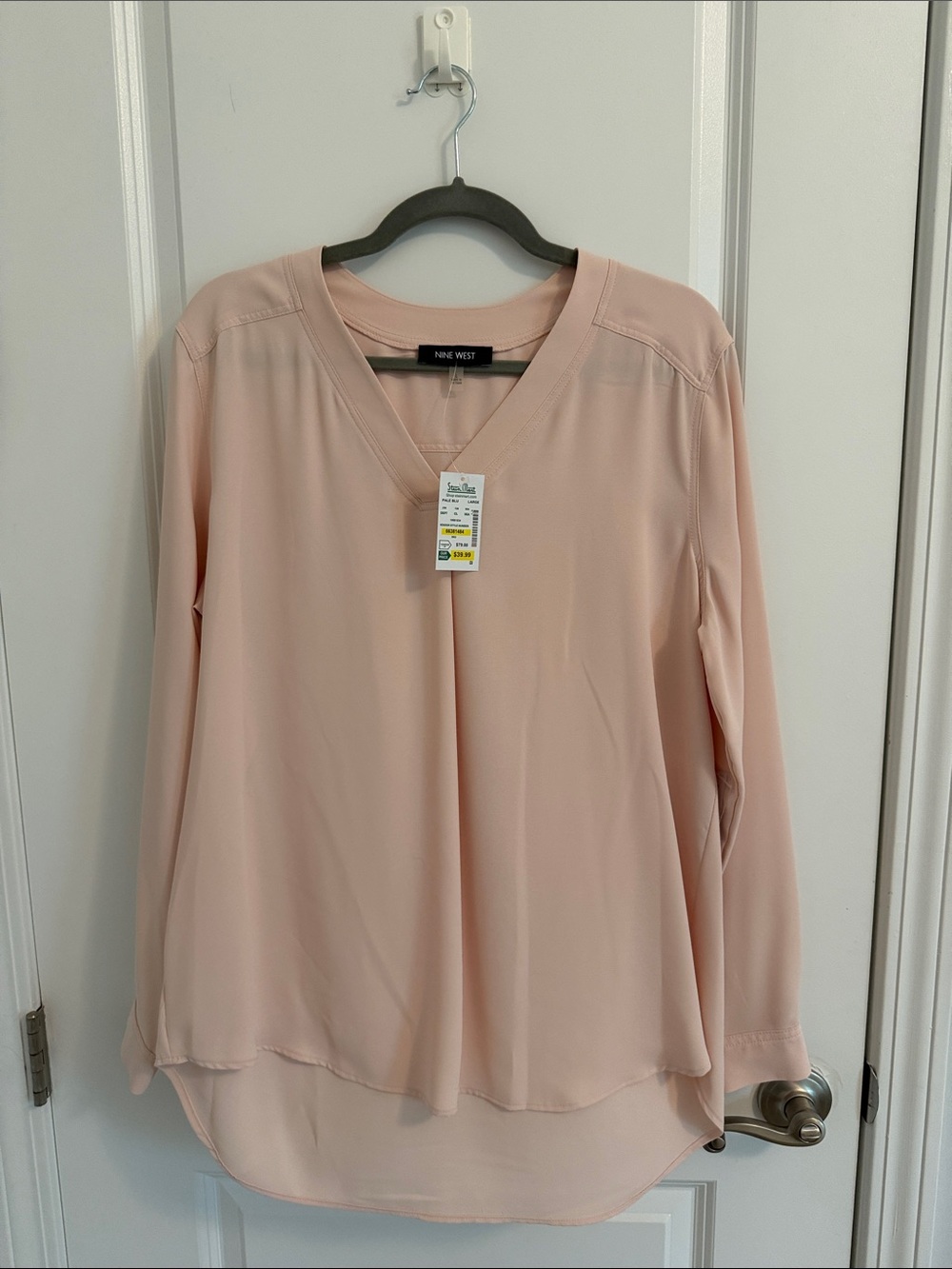 Nine West Light Blush V-Neck Long Sleeve Blouse